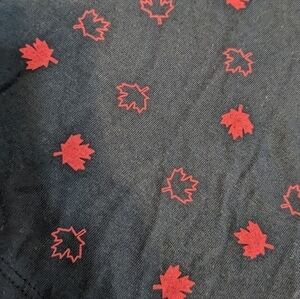 FALL leaf patterned tee size Large